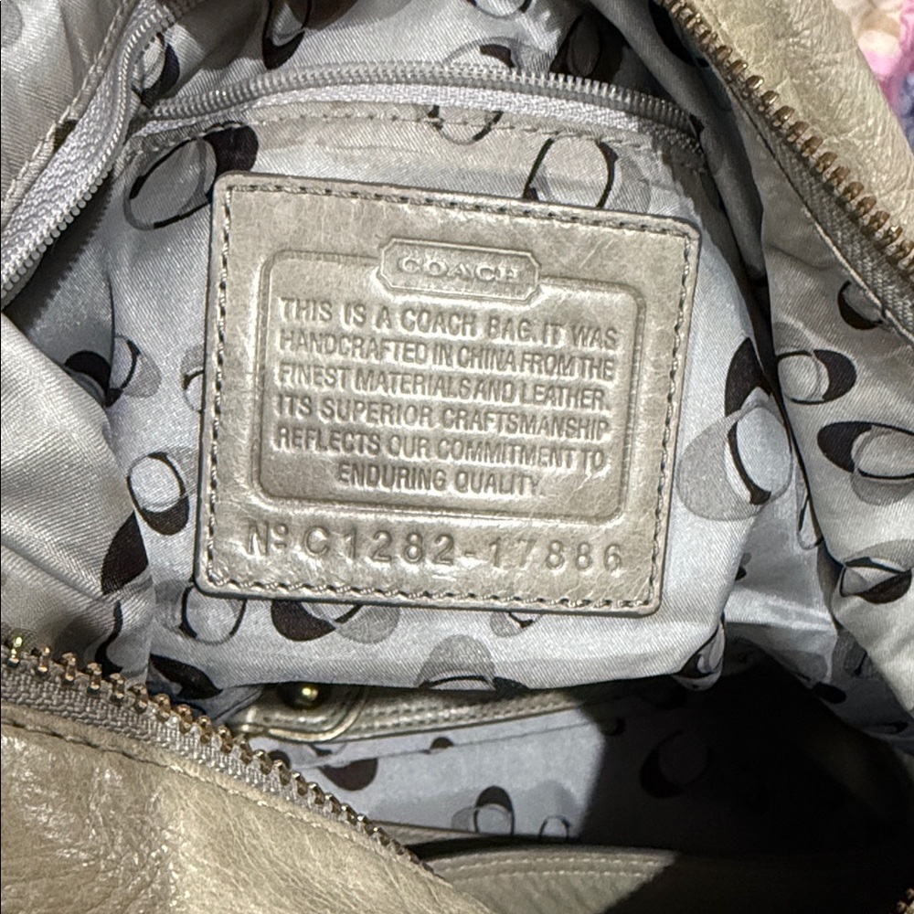 Coach Poppy Legacy Limited Edition Leather Hobo Bag and crossbody - Picture 6 of 8